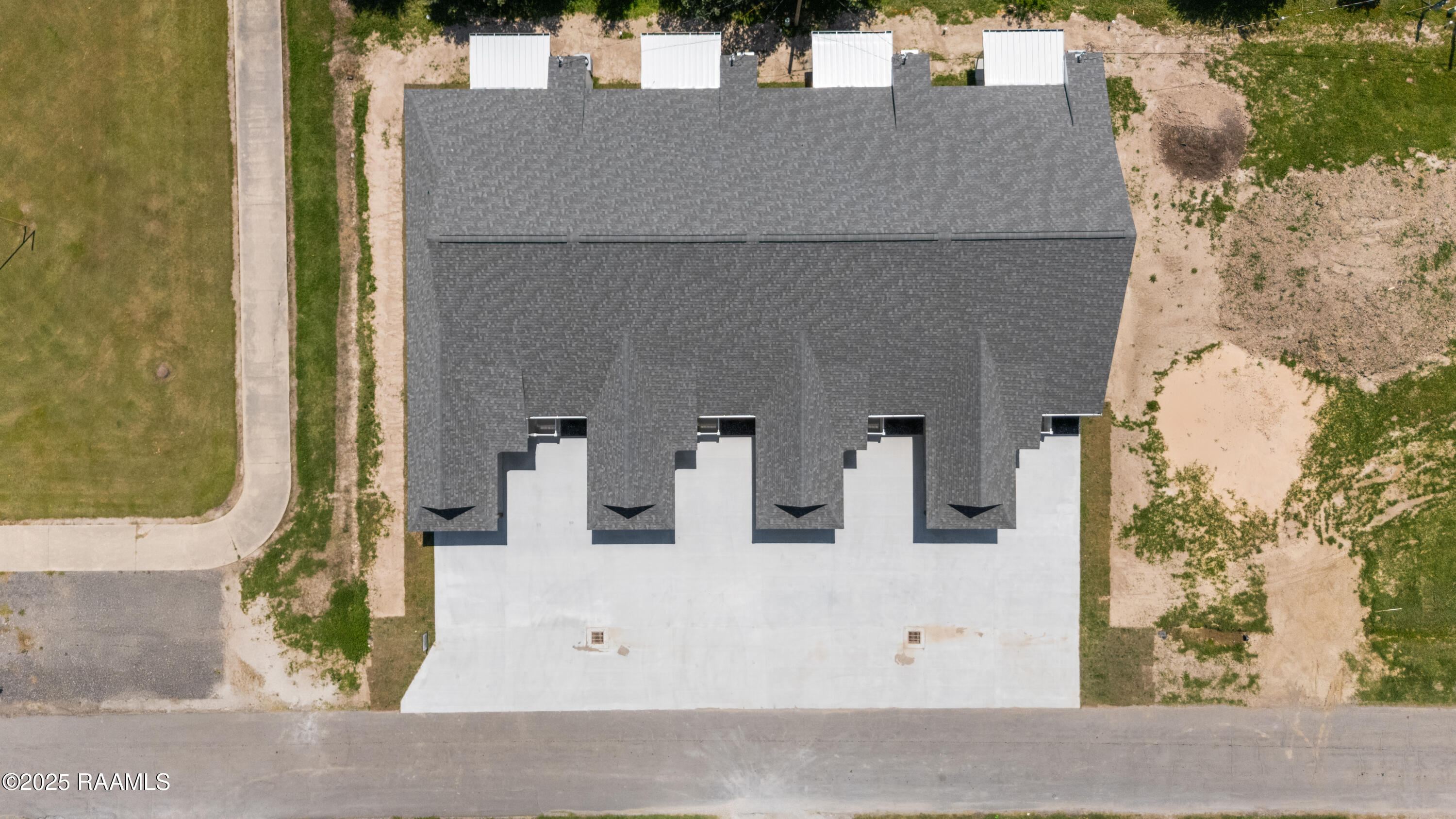 212 East D Street Rayne, LA 70578 - Photo 2 of 35 DJI_20250416132720_0006_D