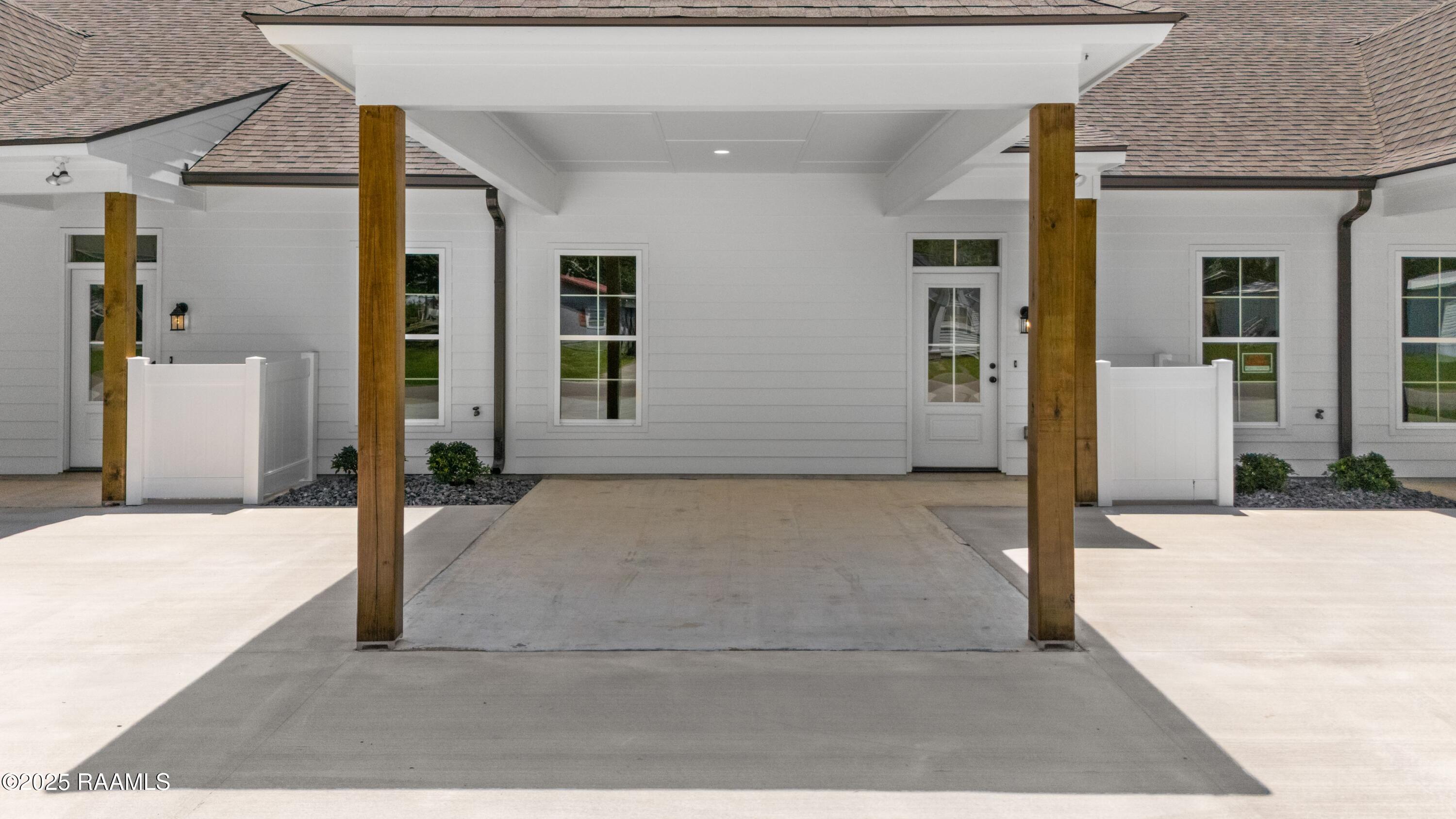 212 East D Street Rayne, LA 70578 - Photo 8 of 35 DJI_20250416132824_0007_D (2)