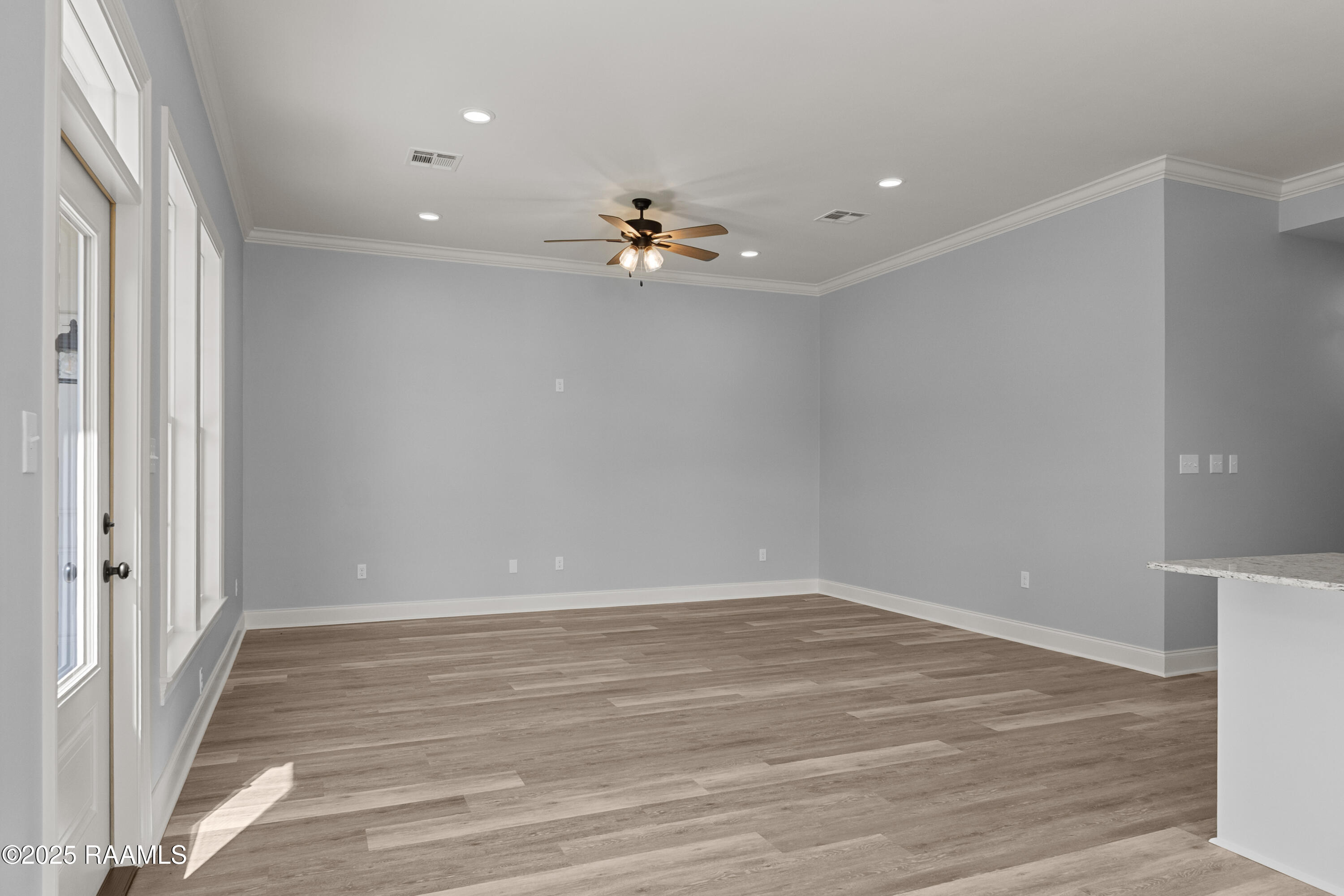 212 East D Street Rayne, LA 70578 - Photo 9 of 35 DSC02141