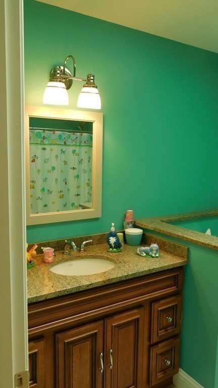 4 Stephen French Road Swansea, MA 02777 - Photo 17 of 30 Gallery Image 17