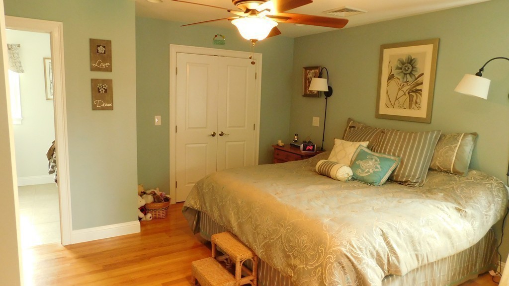 4 Stephen French Road Swansea, MA 02777 - Photo 9 of 30 Gallery Image 9