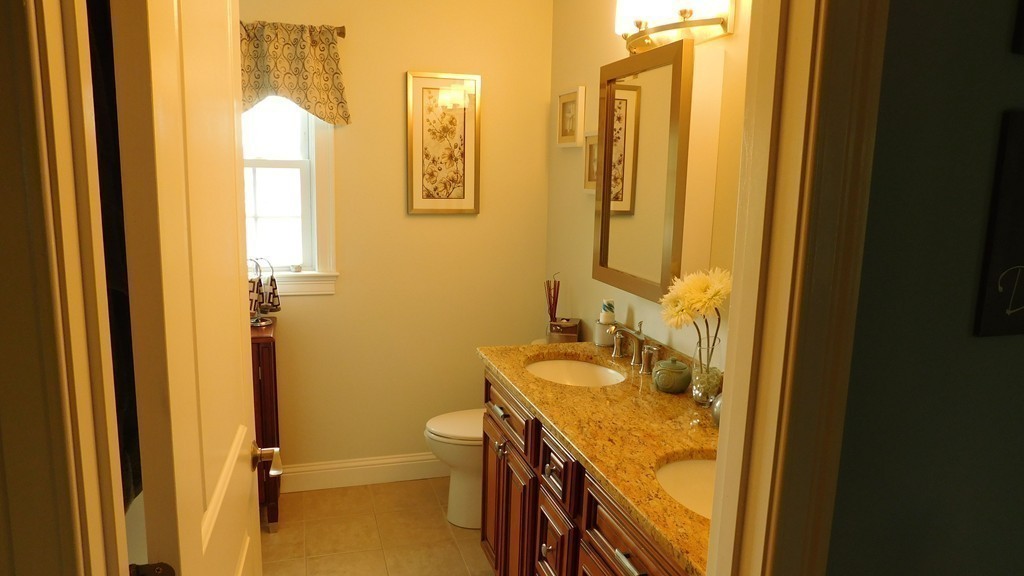 4 Stephen French Road Swansea, MA 02777 - Photo 10 of 30 Gallery Image 10
