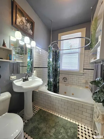 $125,000 | 1030 North 8th Street, Quincy, IL 62301