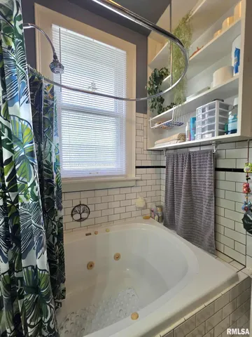 $125,000 | 1030 North 8th Street, Quincy, IL 62301