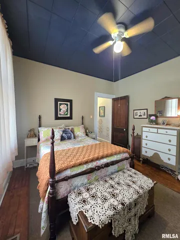 $125,000 | 1030 North 8th Street, Quincy, IL 62301