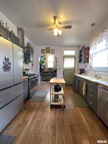 $125,000 | 1030 North 8th Street, Quincy, IL 62301