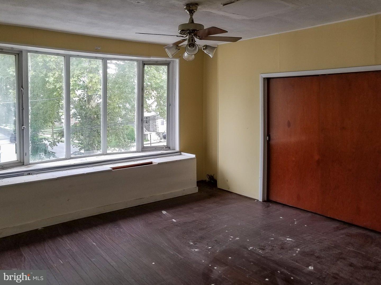862 Marshall Road Sharon Hill, PA 19079 - Photo 8 of 15 Gallery Image 8