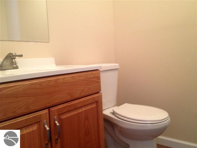 1206 Rasho Road Traverse City, MI 49696 - Photo 17 of 21 1742254-16.JPG