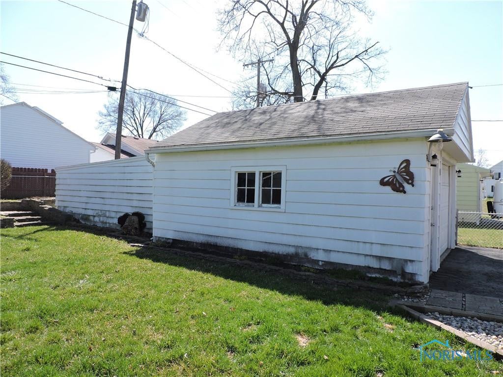 4022 Grantley Road Toledo, OH 43613 - Photo 17 of 19 Gallery Image 17