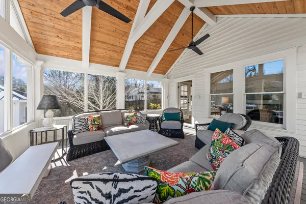 $1,250,000 | 638 South Main Street, Madison, GA 30650