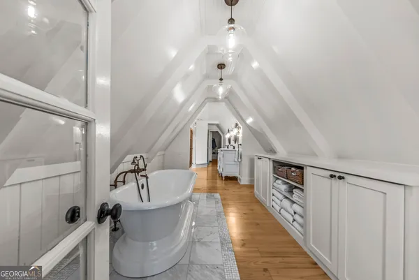 $1,250,000 | 638 South Main Street, Madison, GA 30650