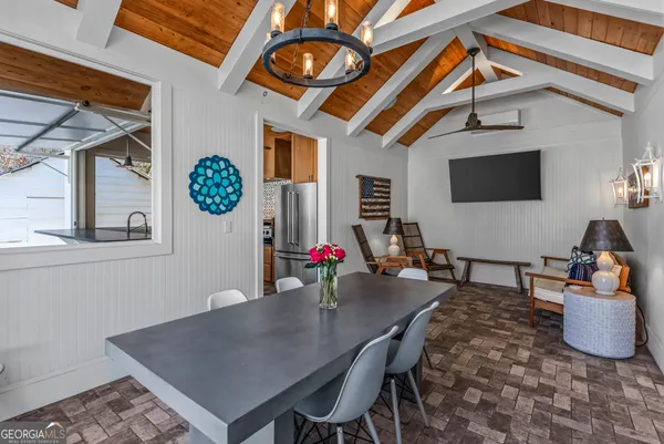$1,250,000 | 638 South Main Street, Madison, GA 30650