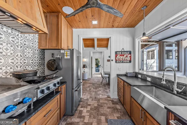 $1,250,000 | 638 South Main Street, Madison, GA 30650