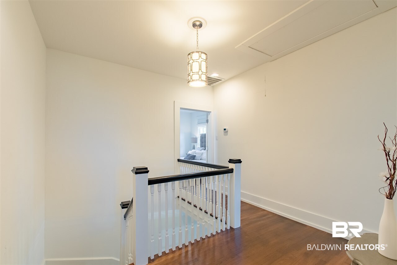 1857 Old Shell Road Mobile, AL 36607 - Photo 21 of 39