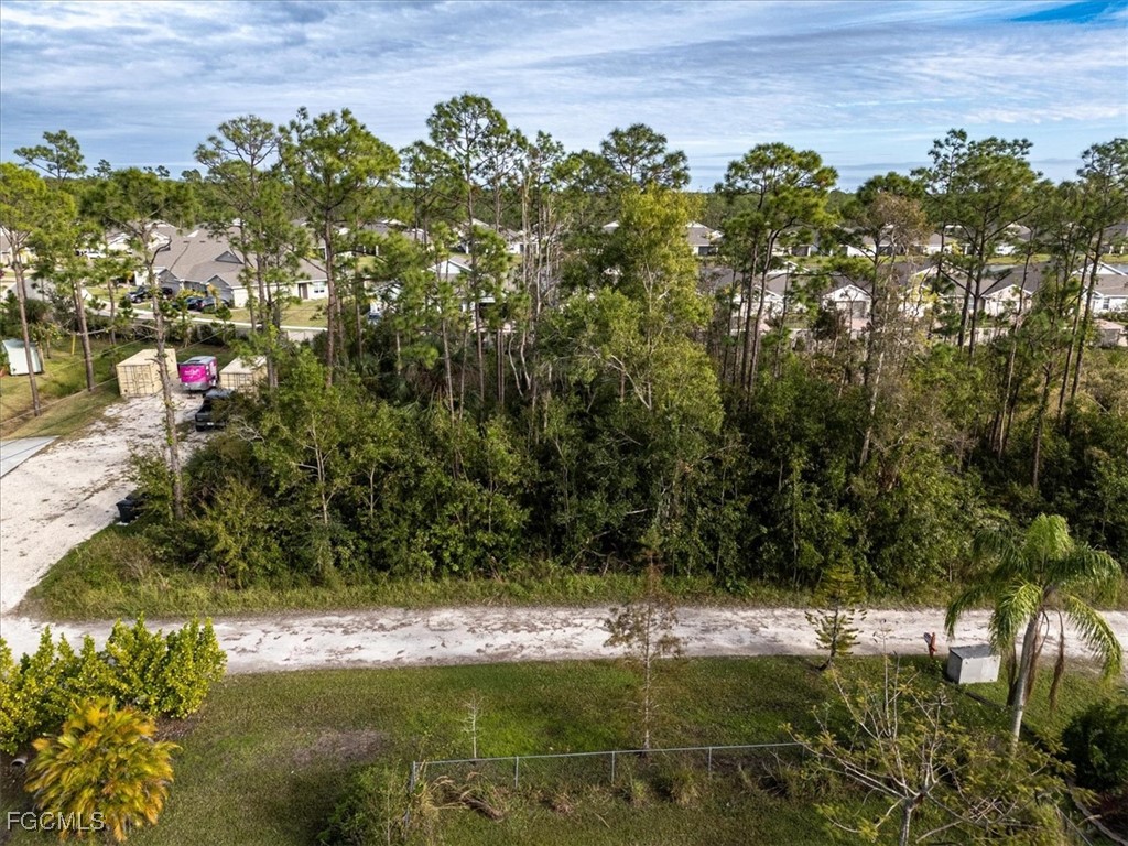 20384 Idlewood Road North Fort Myers, FL 33917 - Photo 5 of 16 a view of a back yard
