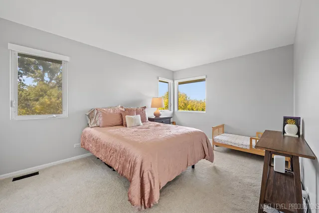 $425,000 | 479 River Bend Road, Unit 111, Naperville, IL 60540