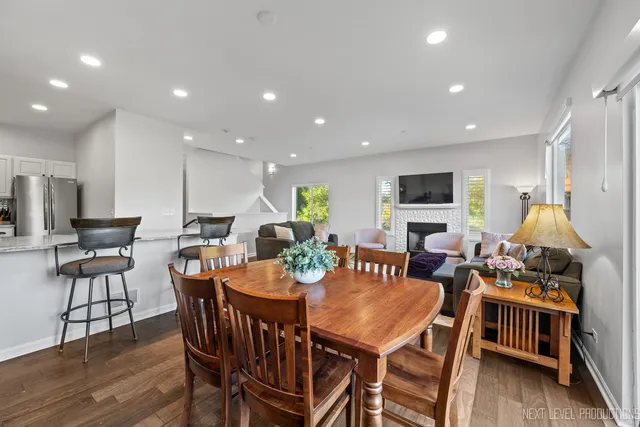 $425,000 | 479 River Bend Road, Unit 111, Naperville, IL 60540