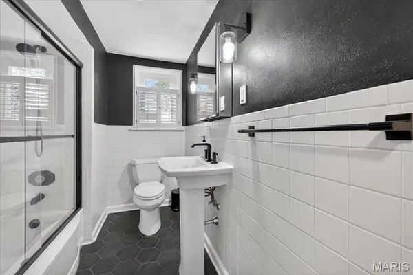 $425,000 | 1158 North Geyer Road, Kirkwood, MO 63122