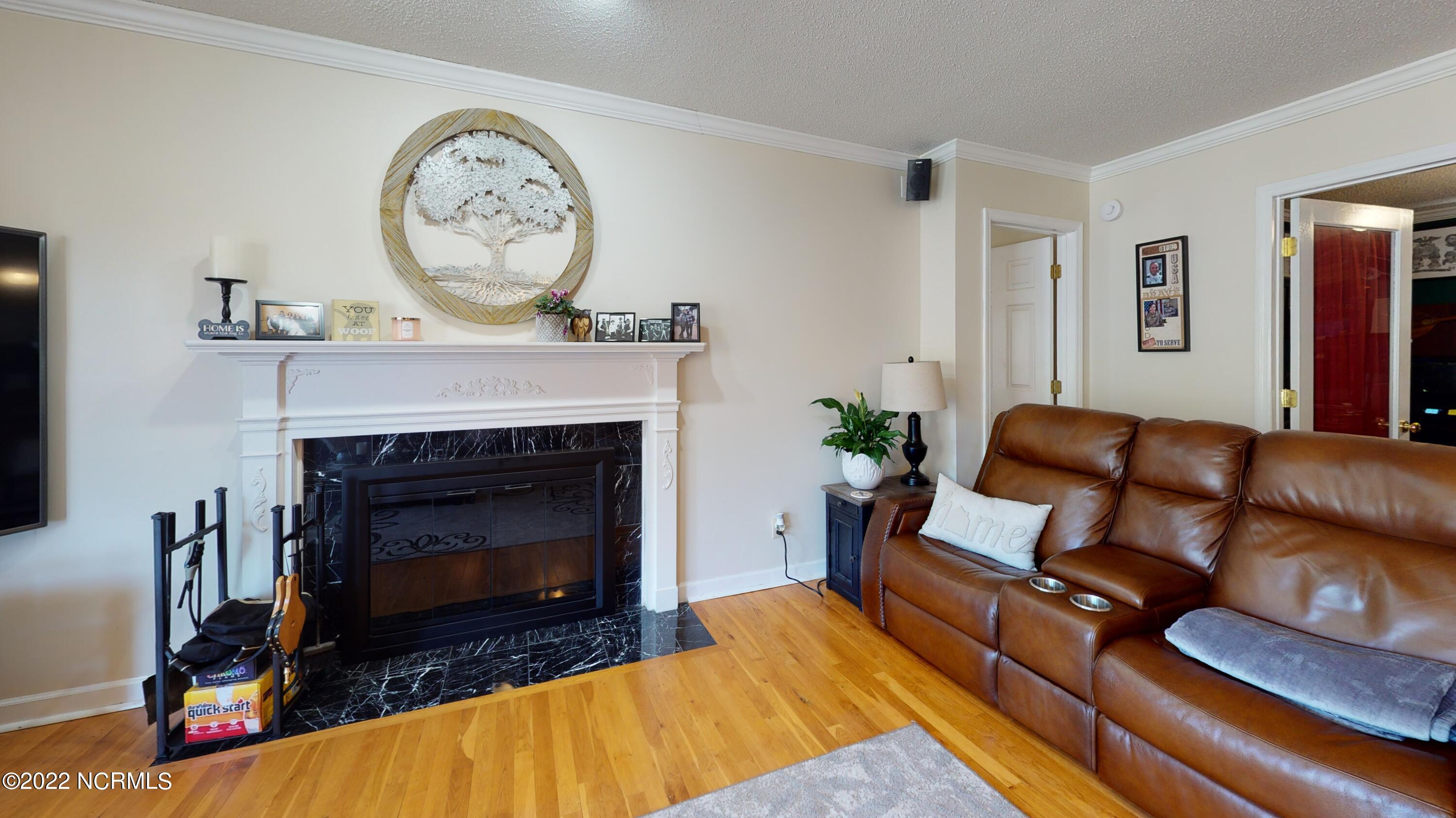 80 Ridgewood Road Pinehurst, NC 28374 - Photo 16 of 68 80-Ridgewood-Road-Living-Room(1)