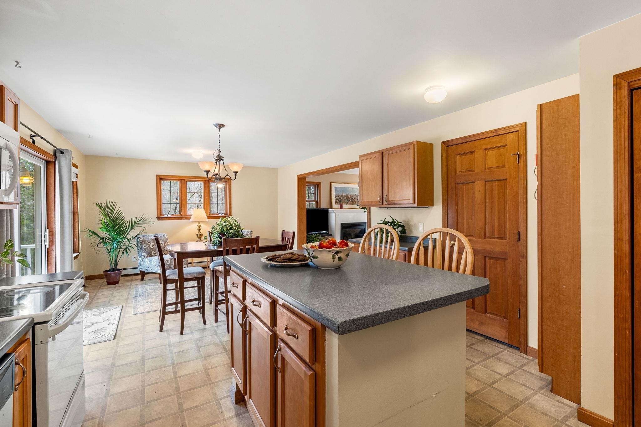 516 Berry River Road Barrington, NH 03825 - Photo 18 of 50 Gallery Image 18