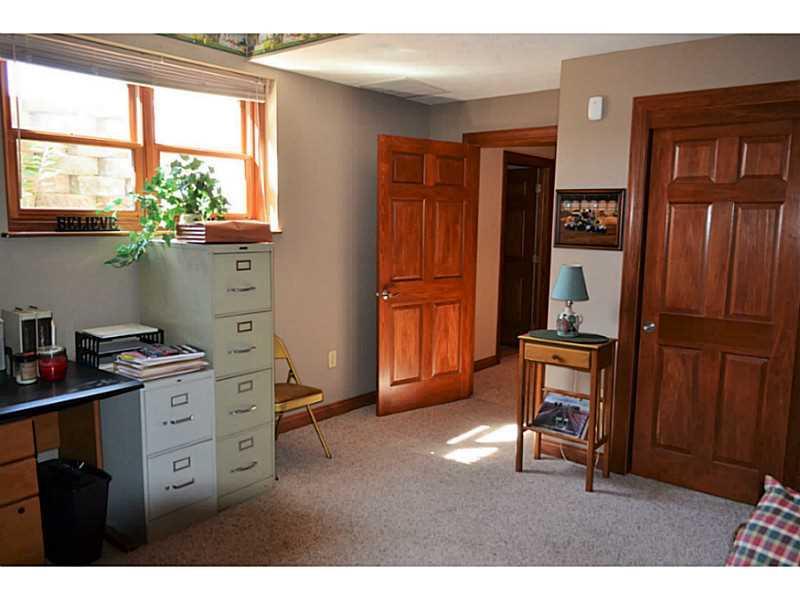 4300 Old Springfield Road Springfield, OH 45502 - Photo 20 of 25