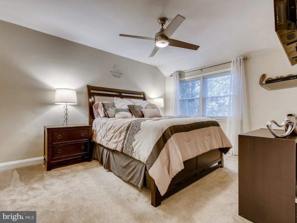 1524 Stonewood Road Baltimore, MD 21239 - Photo 12 of 27 Gallery Image 12
