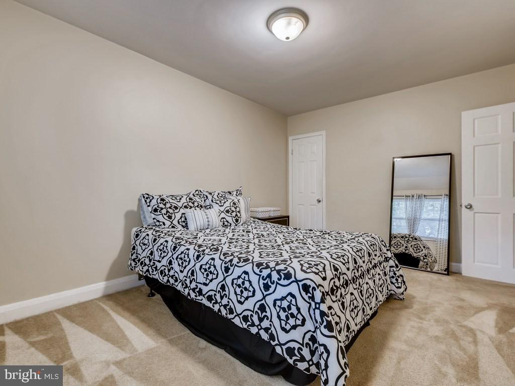 1524 Stonewood Road Baltimore, MD 21239 - Photo 17 of 27 Gallery Image 17
