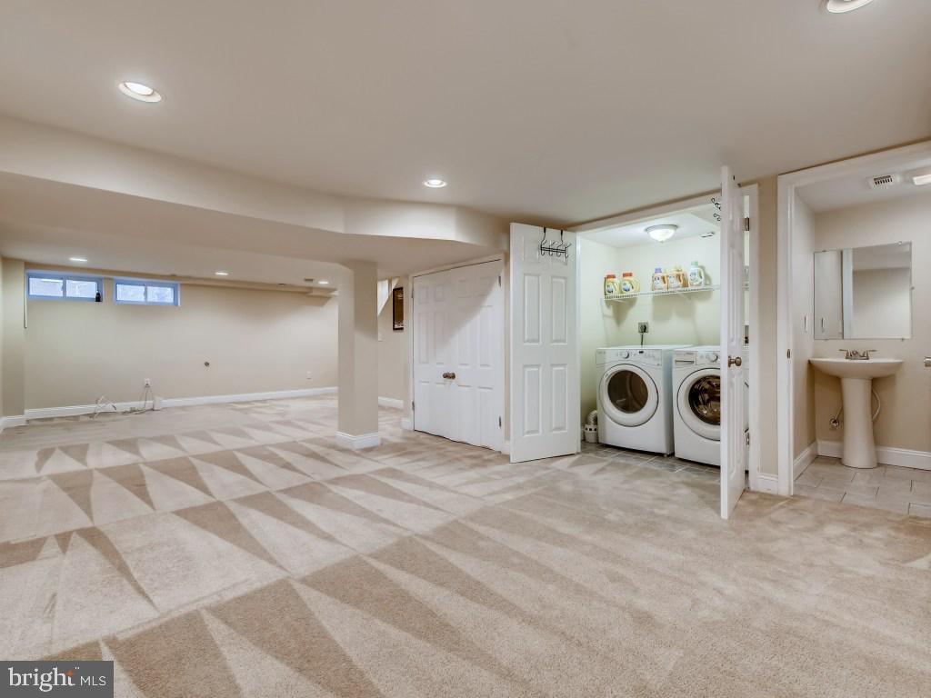 1524 Stonewood Road Baltimore, MD 21239 - Photo 21 of 27 Gallery Image 21