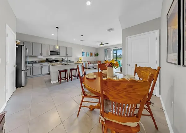 $290,000 | 263 Mangrove Shade Circle, Apollo Beach, FL 33572