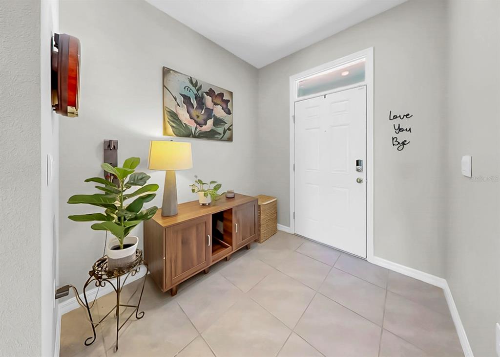 263 Mangrove Shade Circle Apollo Beach, FL 33572 - Photo 7 of 35