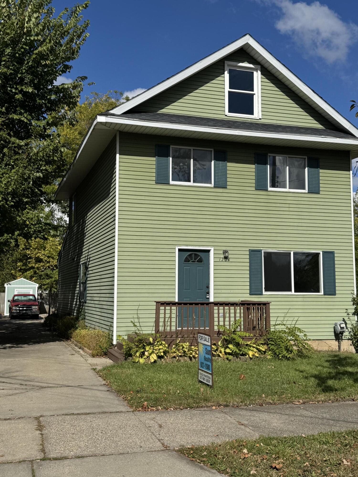 1234 West Allegan Street Lansing, MI 48915 - Photo 1 of 21 IMG_1759