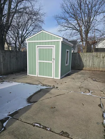 $174,900 | 1234 West Allegan Street, Lansing, MI 48915