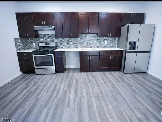 $2,600 | 818 South 12th Street, Unit 1, Newark, NJ 07108