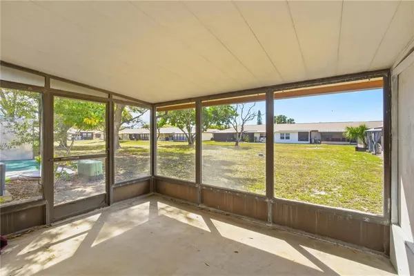 $1,400 | 24862 US Highway 19 North, Unit 204, Clearwater, FL 33763