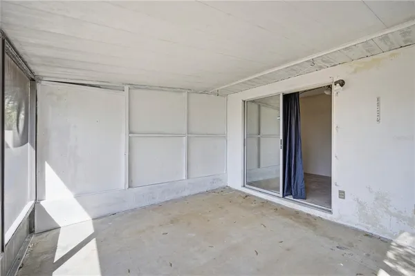 $1,400 | 24862 US Highway 19 North, Unit 204, Clearwater, FL 33763