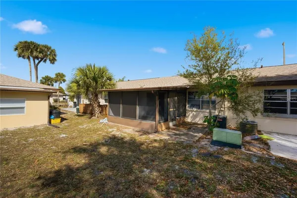 $1,400 | 24862 US Highway 19 North, Unit 204, Clearwater, FL 33763