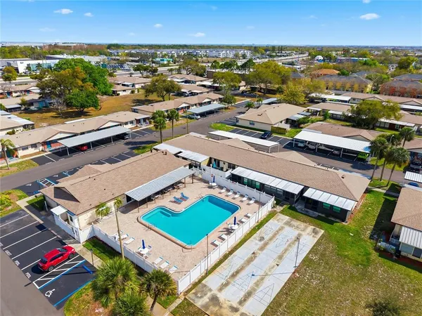 $1,400 | 24862 US Highway 19 North, Unit 204, Clearwater, FL 33763