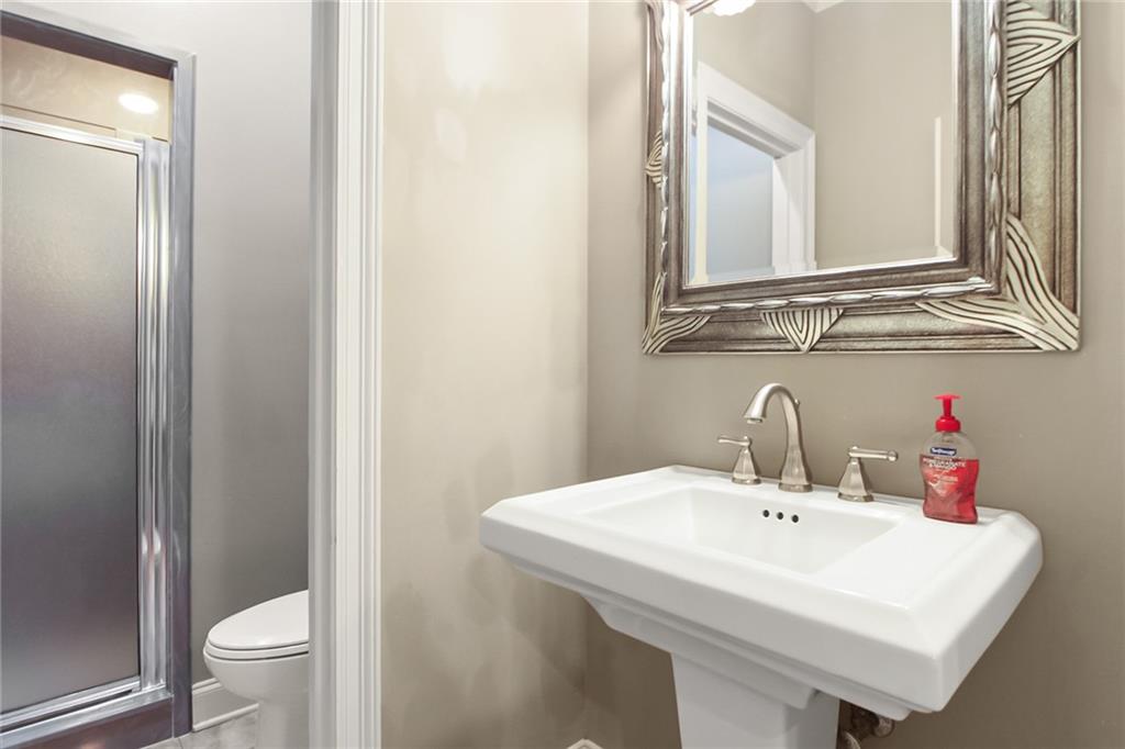 4595 Jean Lafitte Boulevard Lafitte, LA 70067 - Photo 16 of 24