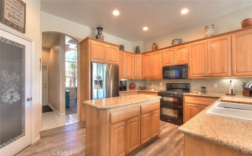 17292 Bali Drive Riverside, CA 92504 - Photo 47 of 75