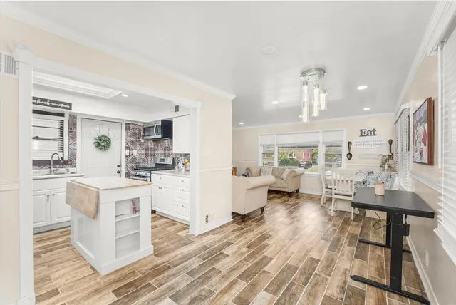 $145,000 | 99 Highland Street, Calumet City, IL 60409