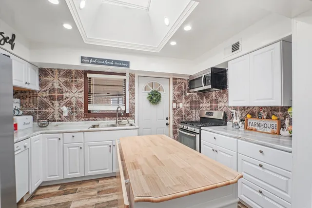 $145,000 | 99 Highland Street, Calumet City, IL 60409