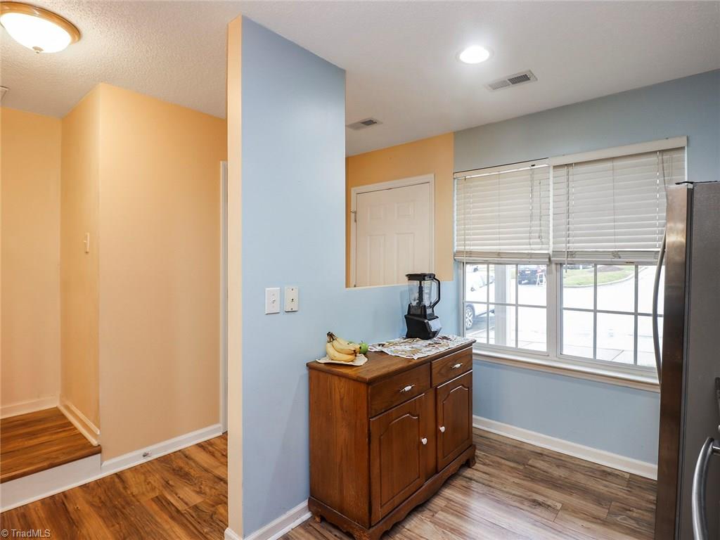 4553 Cross Ridge Lane Greensboro, NC 27410 - Photo 4 of 26