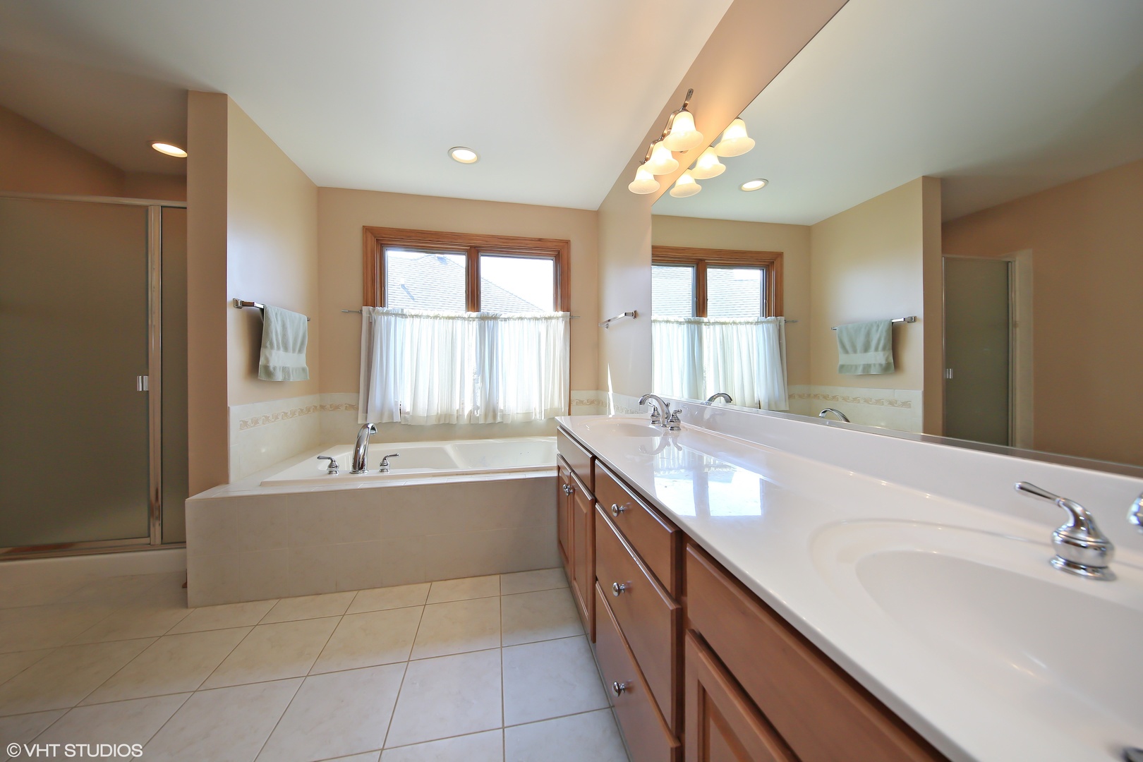9124 Winding Court Willowbrook, IL 60527 - Photo 11 of 22