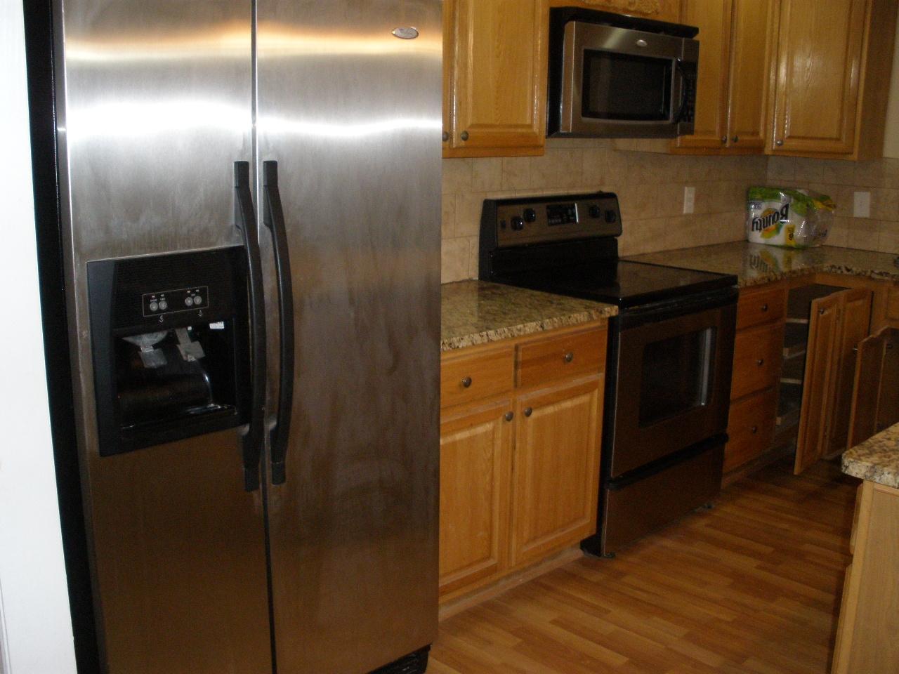190 Hilltop Road Spring City, TN 37381 - Photo 4 of 21 Hilltop Cir 190 pics 1332