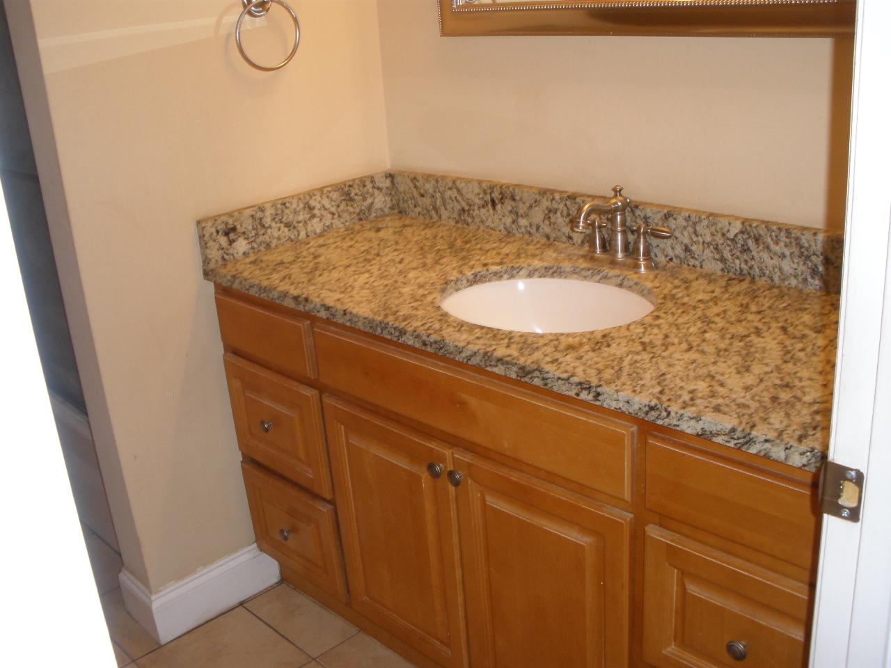 190 Hilltop Road Spring City, TN 37381 - Photo 5 of 21 Hilltop Cir 190 pics 1337