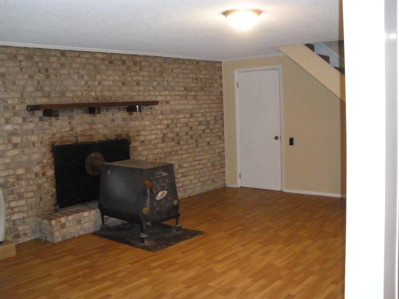 190 Hilltop Road Spring City, TN 37381 - Photo 7 of 21 Hilltop Cir 190 pics 1345