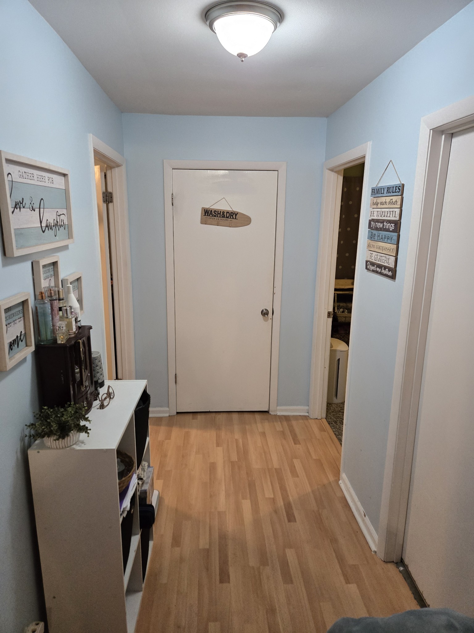 5253 Henley Road Mount Juliet, TN 37122 - Photo 9 of 20 a view of a workspace with furniture and wooden floor