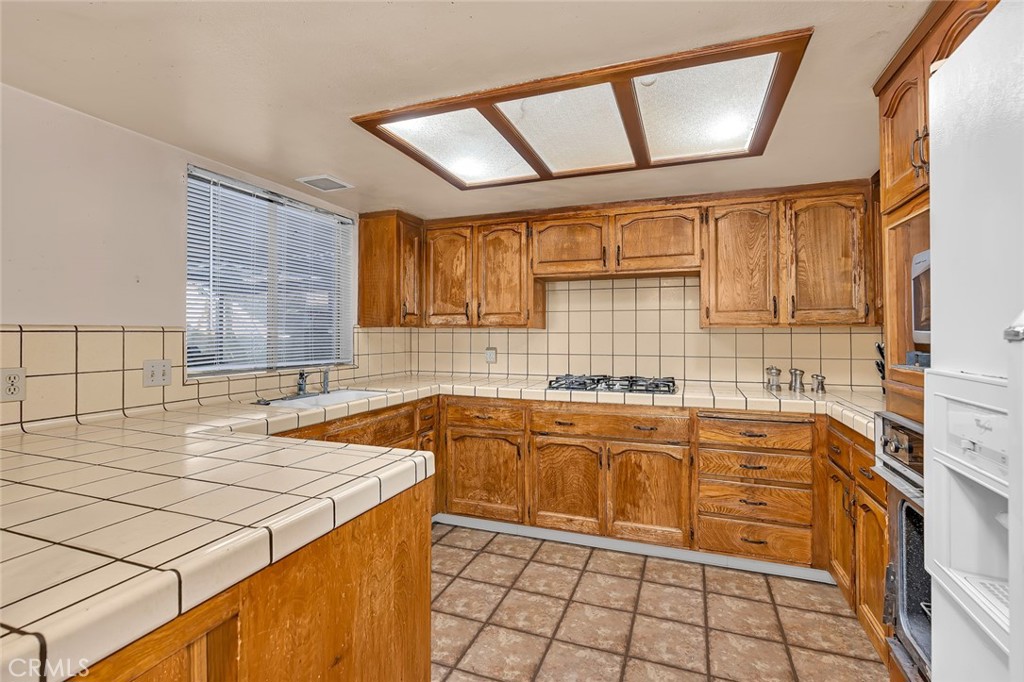 2160 3rd Street Sanger, CA 93657 - Photo 15 of 38