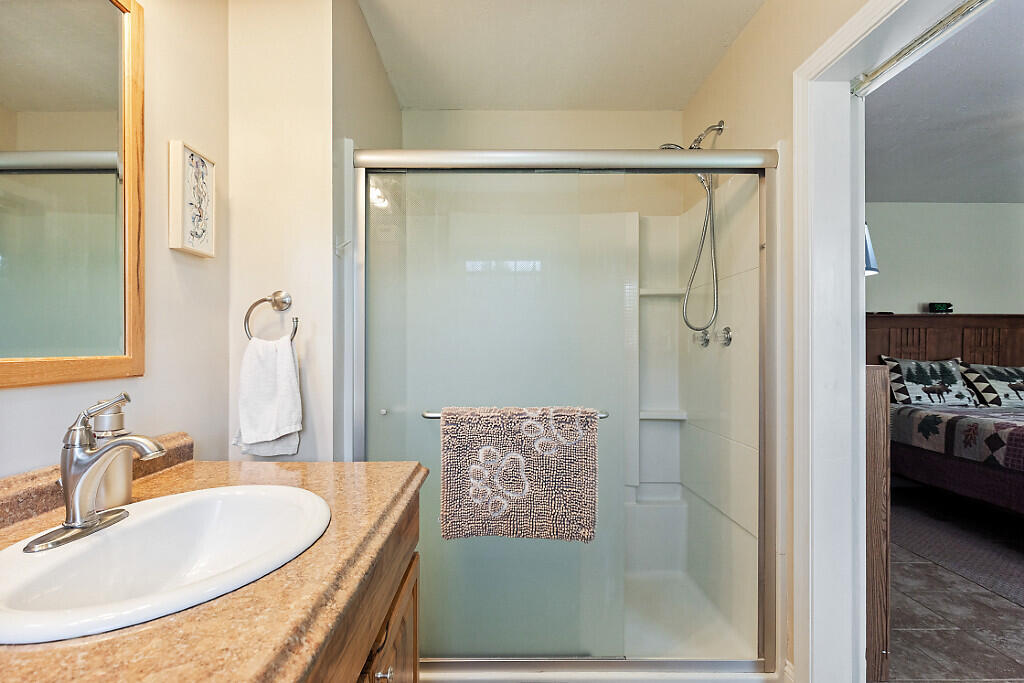 1391 Albion Road Winslow, ME 04901 - Photo 22 of 39 Primary bath