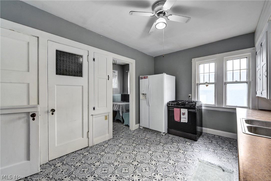 681 West Liberty Street Medina, OH 44256 - Photo 16 of 28 Gallery Image 16
